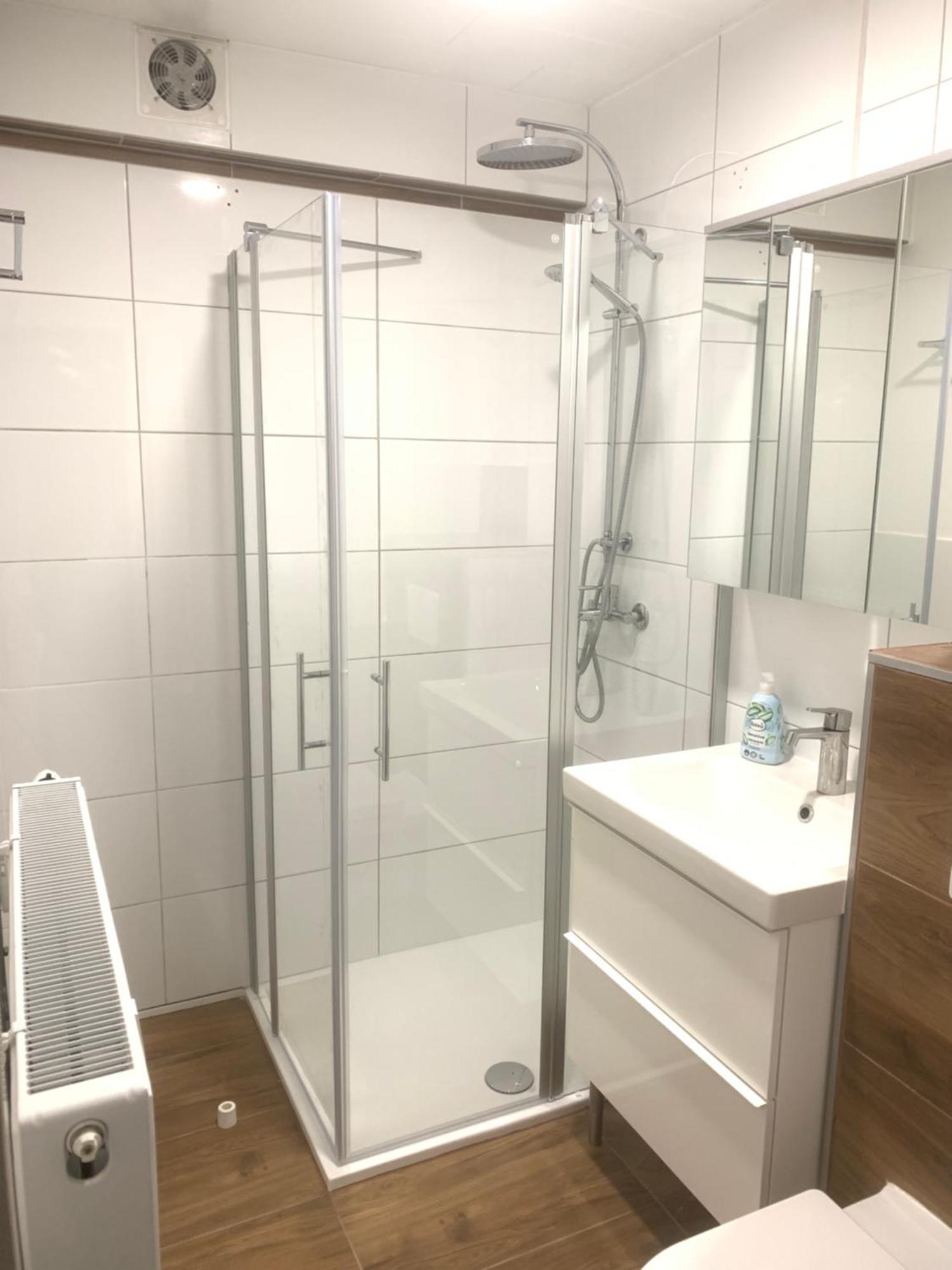 Gemuetliche Wohnung, Schnell In Koeln, Messe, Stadion & Phantasialand *