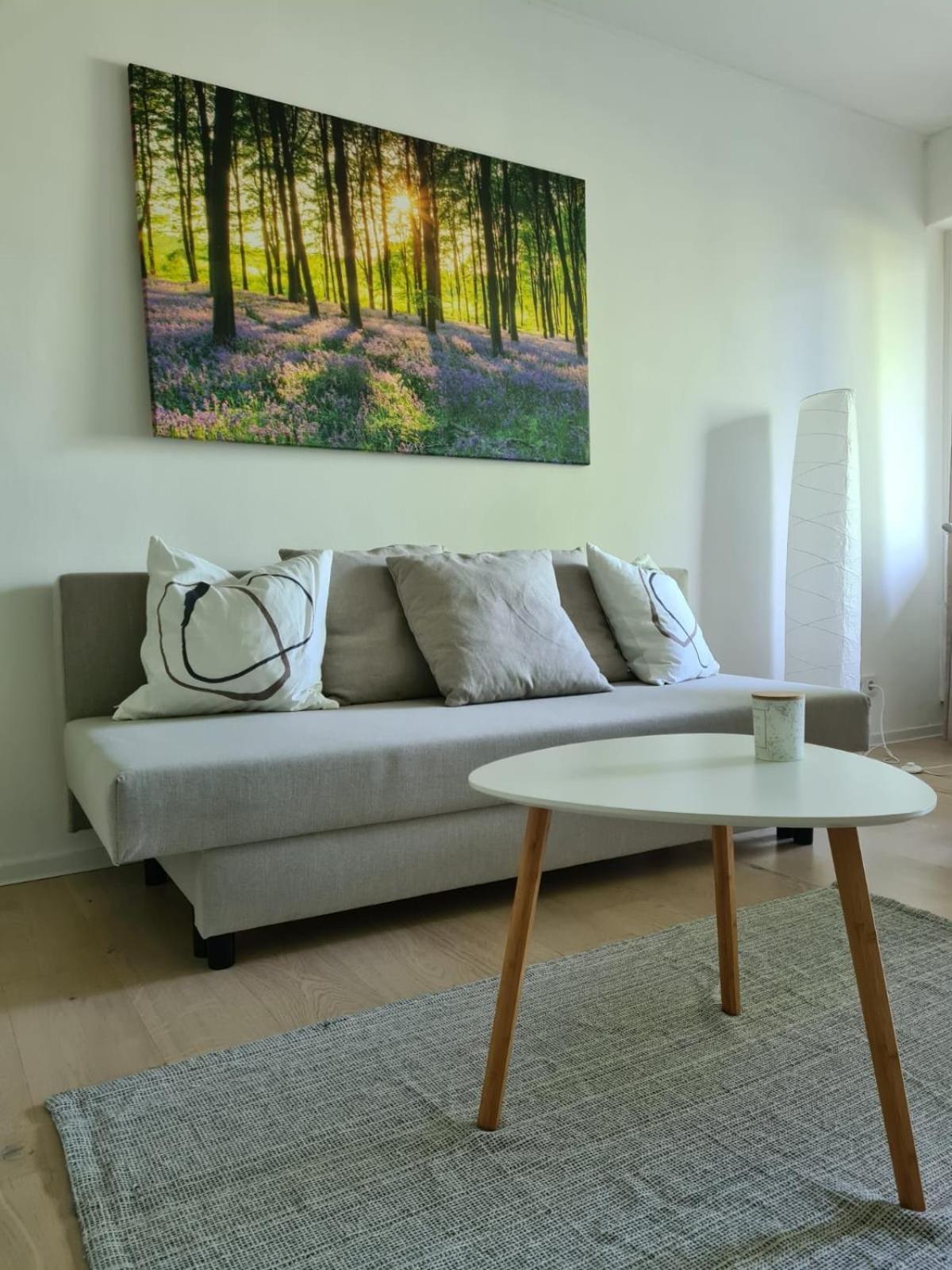 Gemuetliche Wohnung, Schnell In Koeln, Messe, Stadion & Phantasialand Apartment *